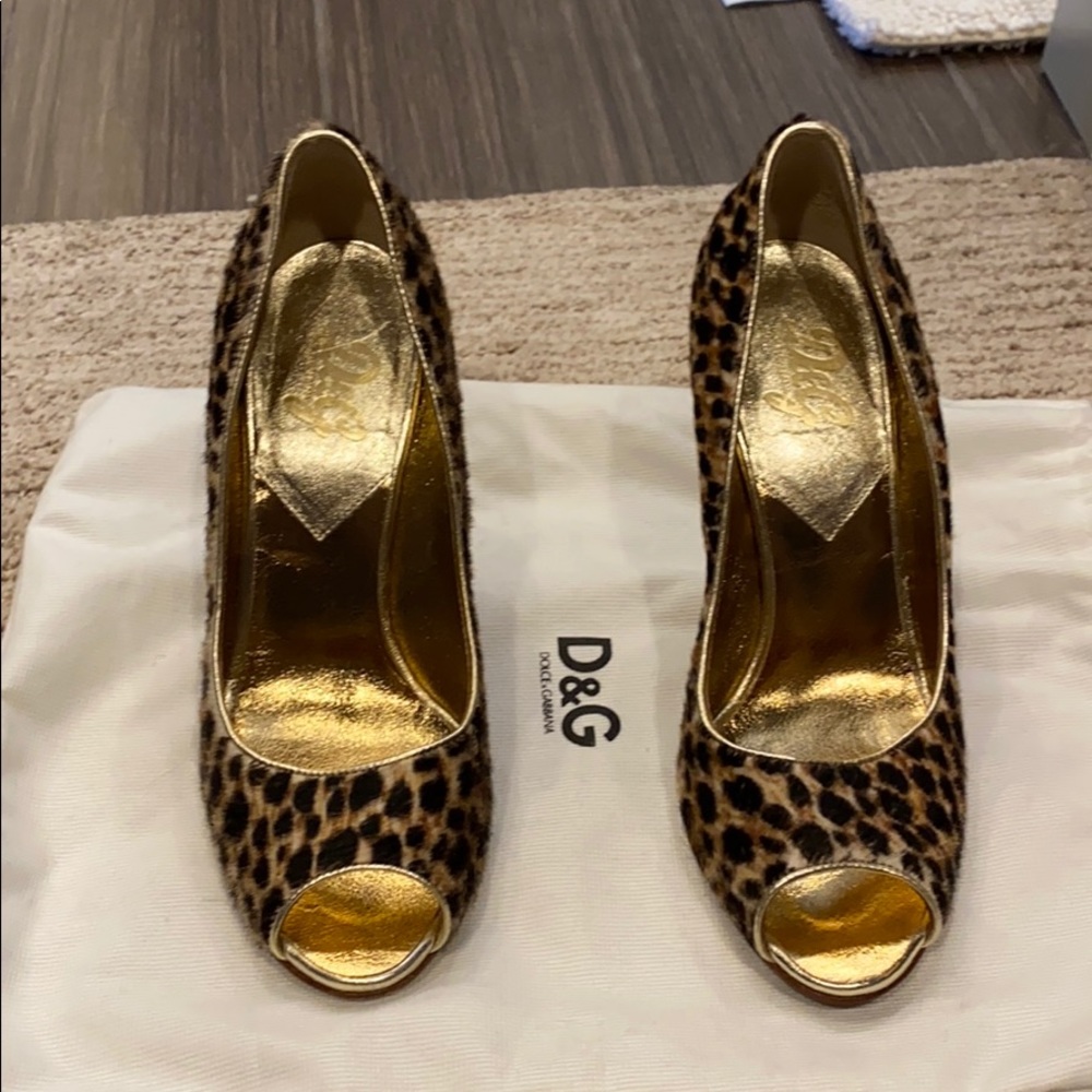 Dolce & Gabbana Leopard Peep Toe Heels
